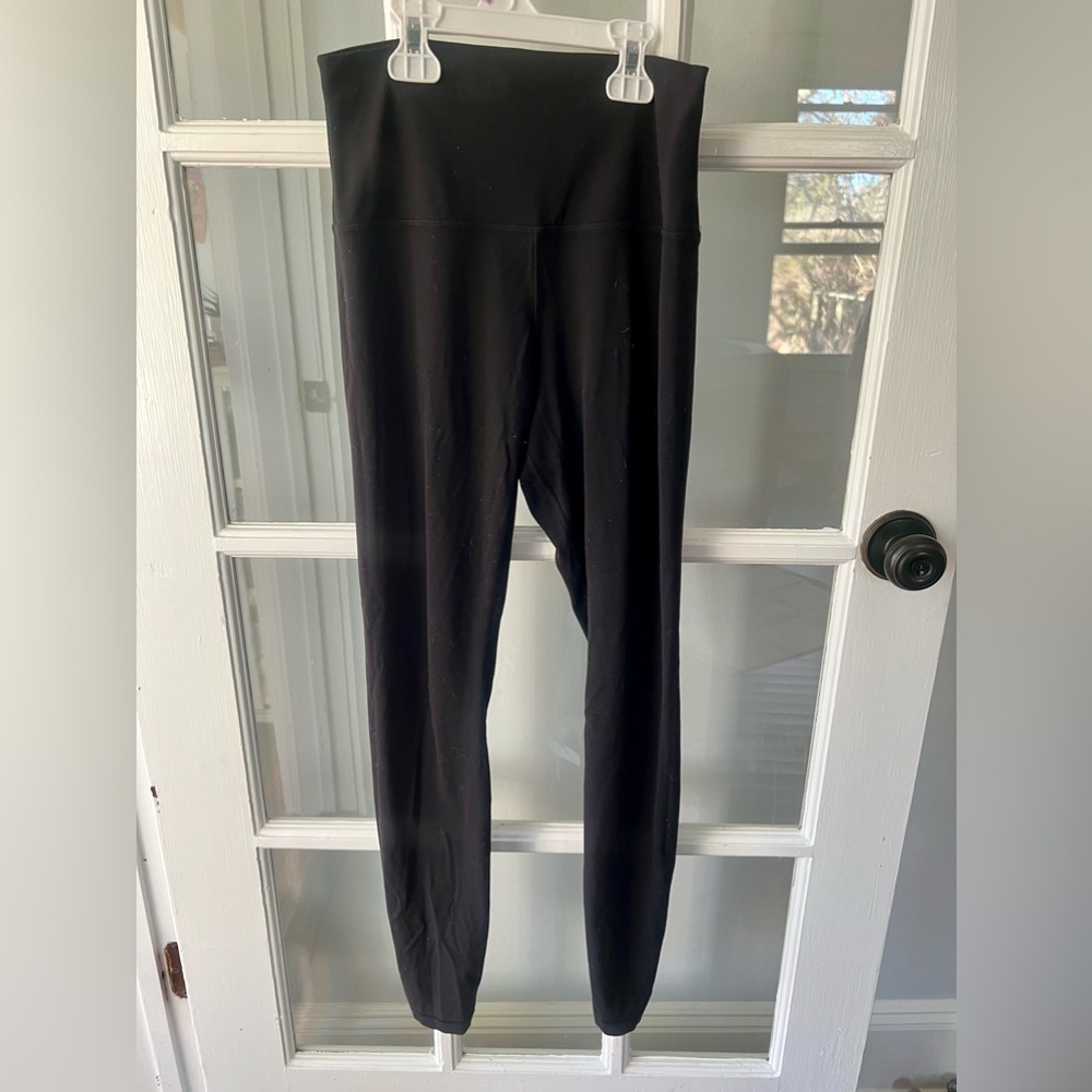 Lululemon Black Align Leggings Size 6